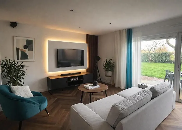 La Parenthese, Maison Lumineuse Avec Jardin & Grande Terrasse Proche Du Puy Dufou *