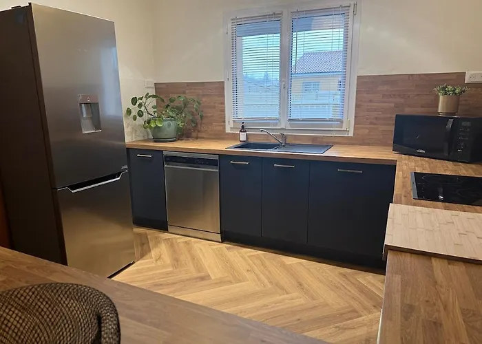 La Parenthese, Maison Lumineuse Avec Jardin & Grande Terrasse Proche Du Puy Dufou * Les Épesses