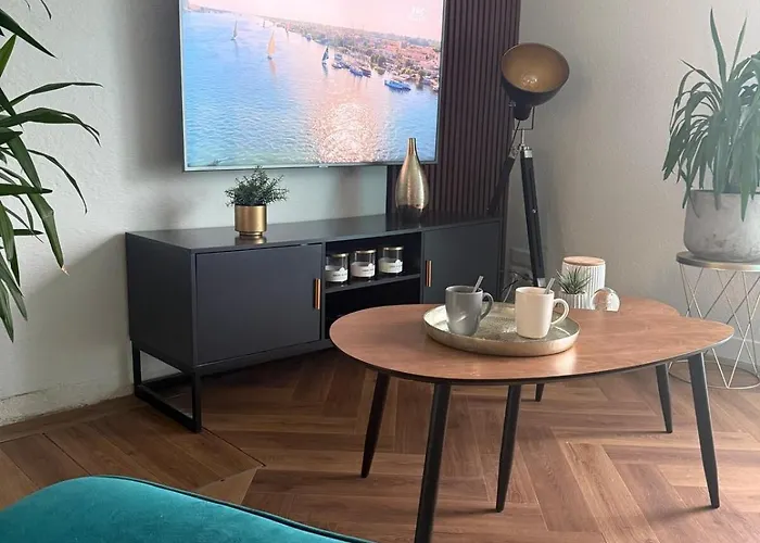 La Parenthese, Maison Lumineuse Avec Jardin & Grande Terrasse Proche Du Puy Dufou بيت للعطل